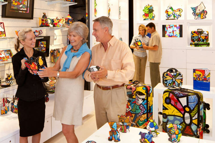 Royal Caribbean Independance of the seas Interior new art gallery.jpg